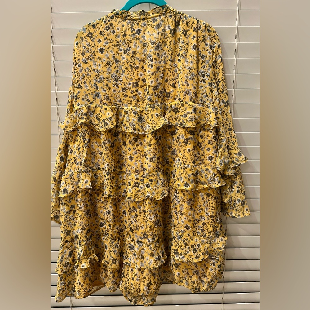 Anthropologie Ruffle Swing Romper, Floral Yellow, NWOT, Medium - Picture 6 of 8